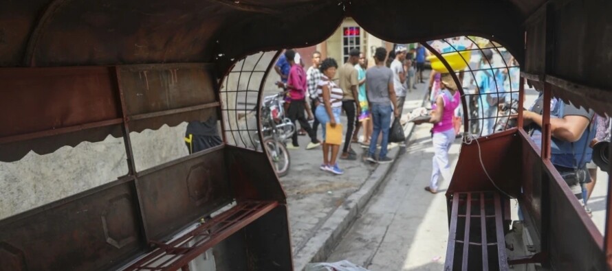 Violence Escalates in Port-au-Prince Amid Political Chaos